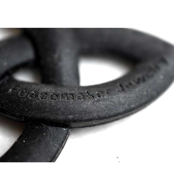 Peacemaker Jewelry Trinity Celtic Knot Triquetra Pendant Black Silicone Necklace - Picture 2 of 3